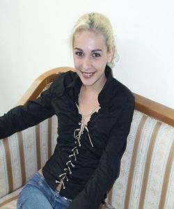 <p class='ppt-number'></p><p class='ppt-pricing-de'></p>